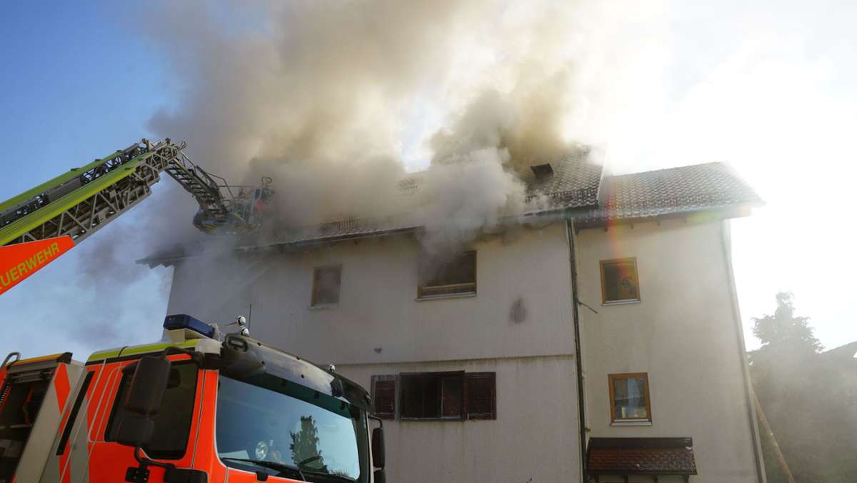 Schlat im Kreis Göppingen: Brand an Holzbackofen - 600.000 Euro Schaden