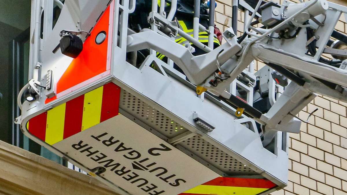 Brand in Stuttgart: Akku von E-Bike fängt in Wohnung Feuer – Ein Verletzter