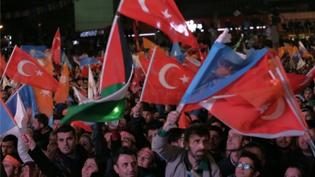 Nach AKP-Wahl: Bundesregierung setzt auf Zusammenarbeit mit Türkei
