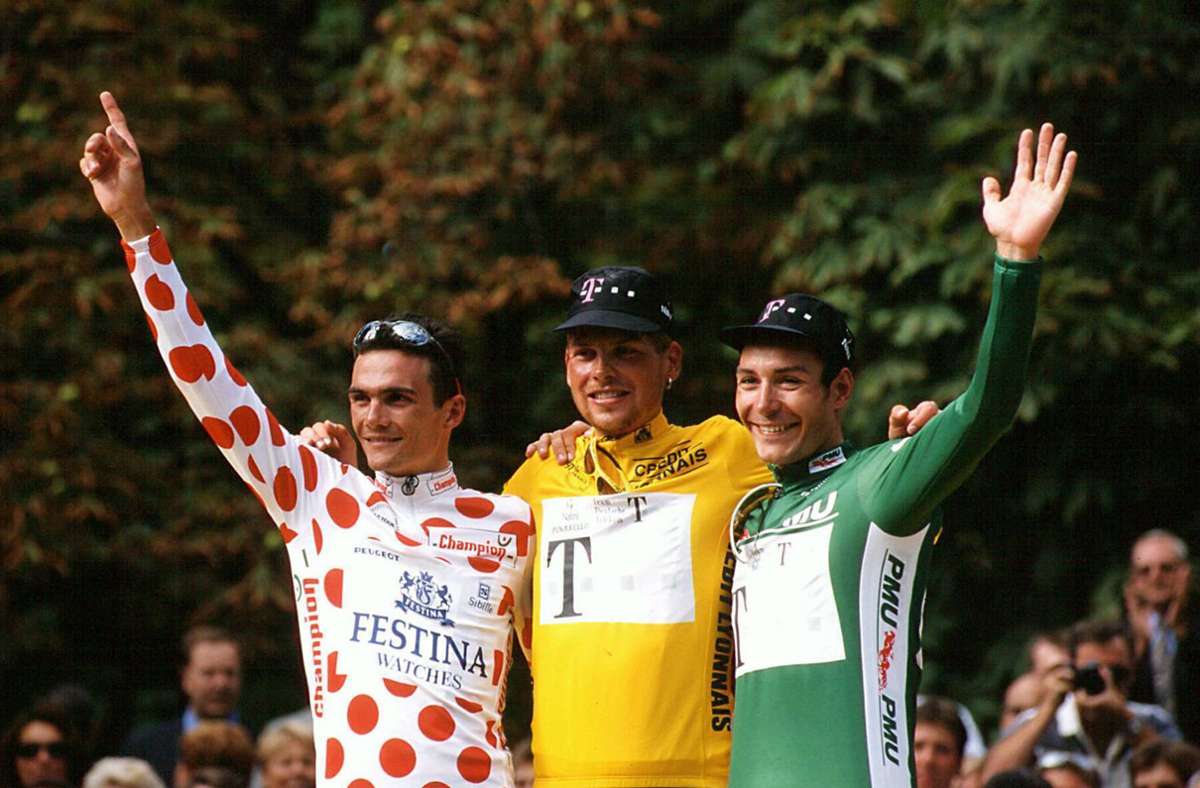 Die Trikotgewinner 1997: Richard Virenque im Bergtrikot, Jan Ullrich als Gesamtsieger, Erik Zabel Gewinner der Sprintwertung
