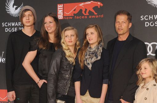 Berühmter Familienclan: die Schweigers, von links: Valentin, Dana, Luna, Lilli, Til und Emma. Foto: dpa