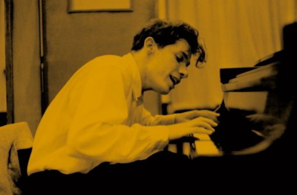 Für seine legendären Goldberg-Variationen hieb Glenn Gould beidhändig in die Tasten. Aber auch bei dem Pianisten war die linke die stärkere.