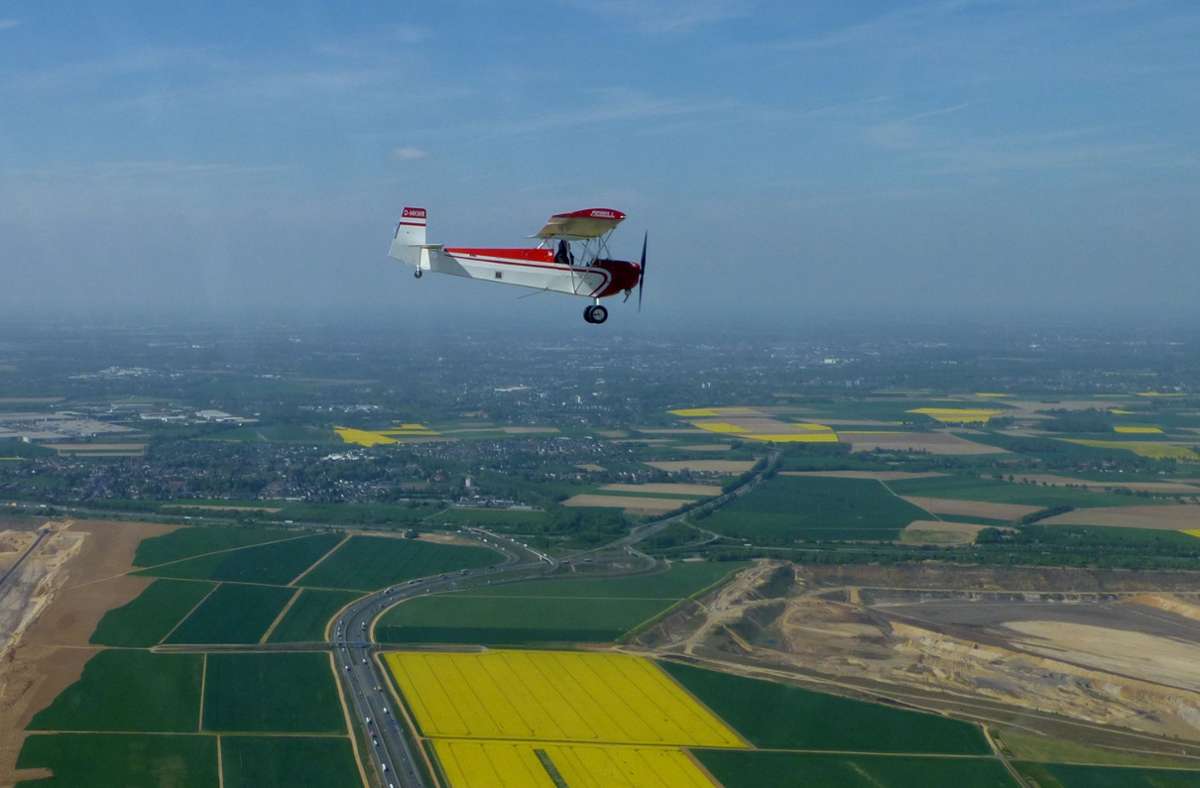 Von diesem Flieger hat Weller bereits 21 gebaut – dieser wurde bei Erkelenz (NRW) fotografiert.