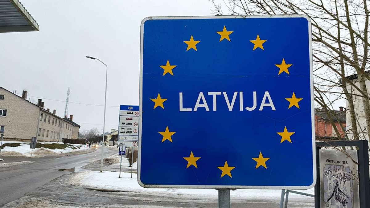 Migration: Lettland ordnet erste Ausreisen von Russen an