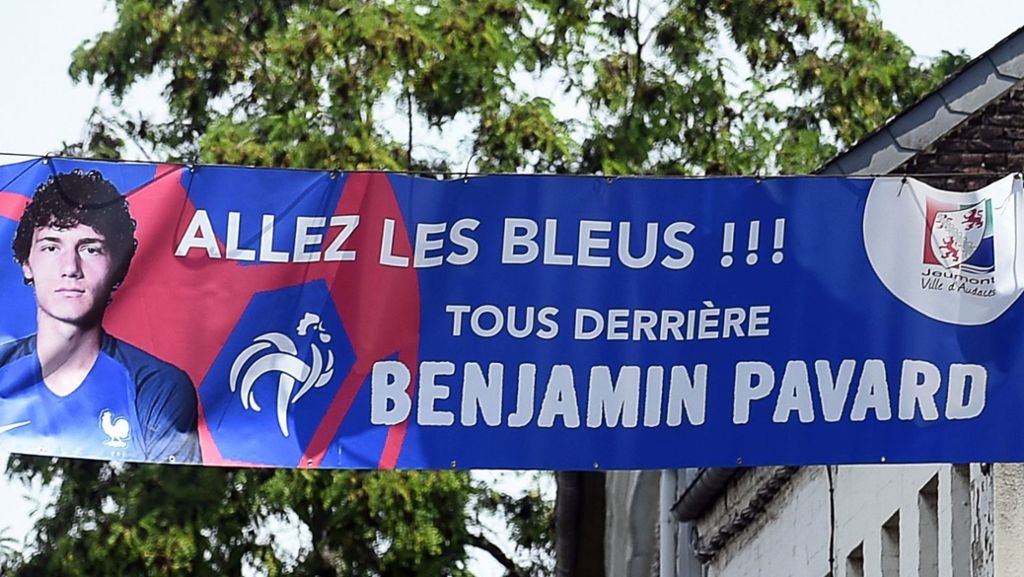 Frankreich bei der WM 2018: Das VfB-Team singt für Benjamin Pavard