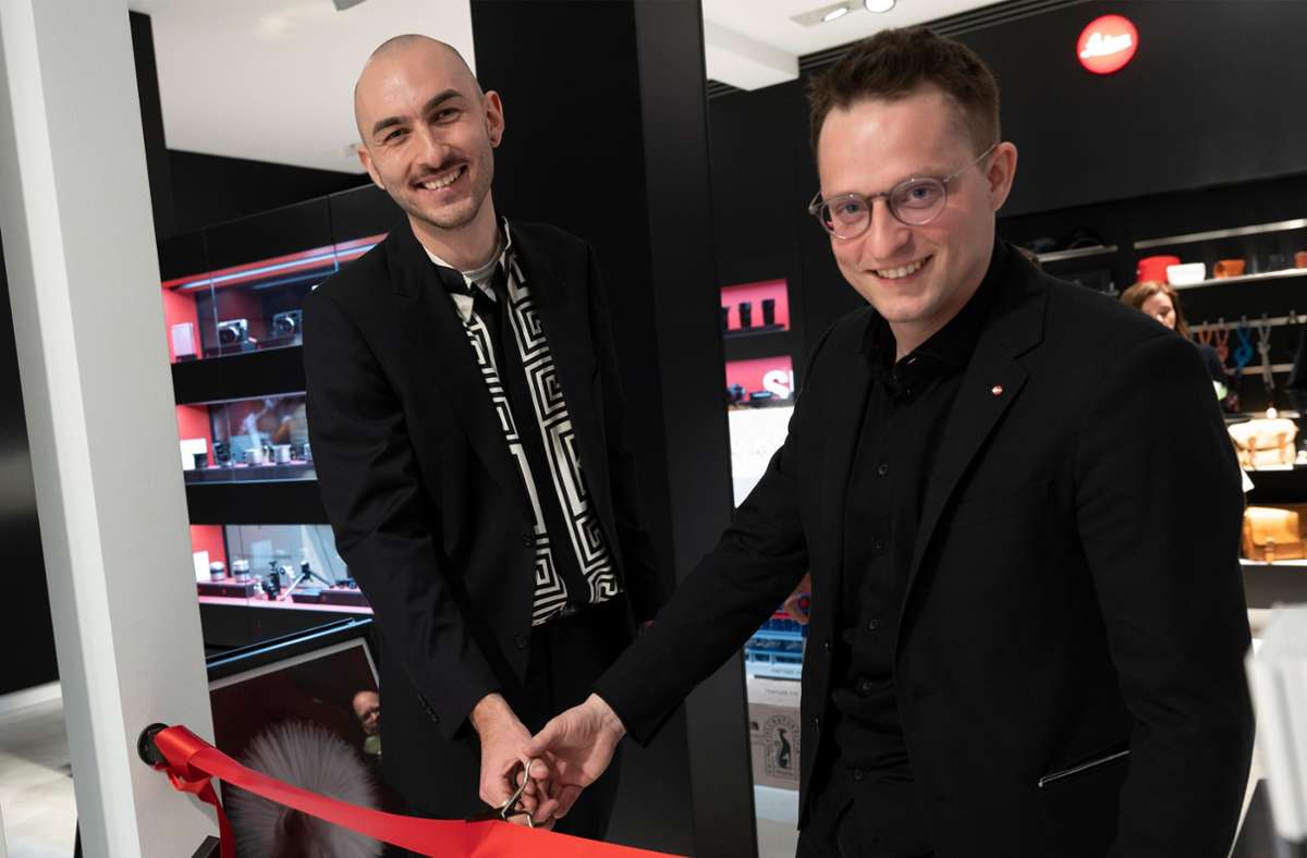 Fotograf Alwin Maigler (links) und Galerie-Chef Valentin Gienger