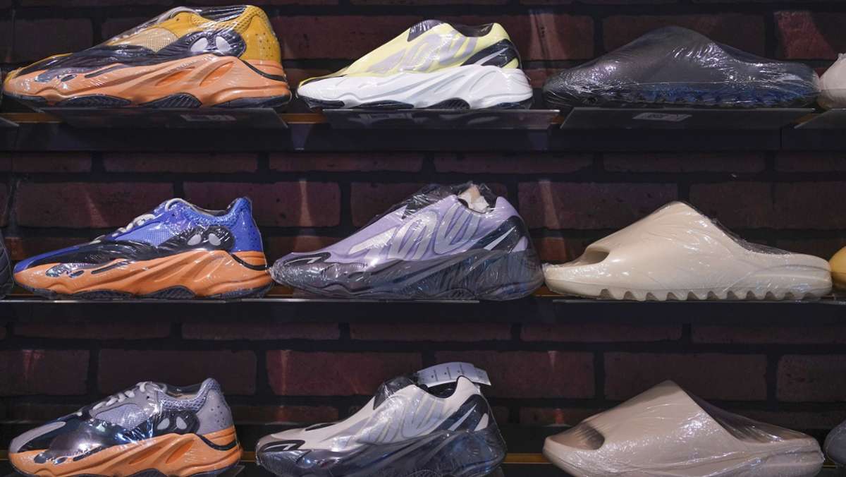 „Yeezy“-Reihe des Skandalrappers: Adidas will Kanye-West-Produkte verkaufen und Geld spenden