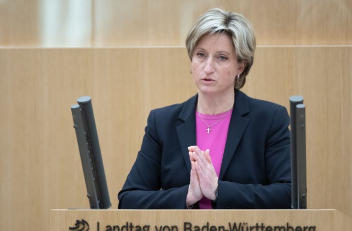Ministerin Nicole Hoffmeister-Kraut fährt das schmutzigste Auto