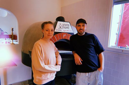 Sam und Aziz haben ihren großen Traum von einer eigenen Pizzeria verwirklicht. Foto: Katrin Maier-Soh/n