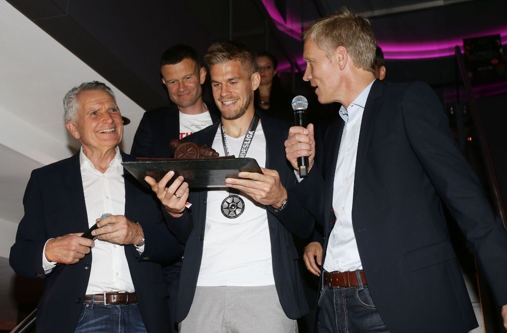 Torjäger: Der VfB will Stürmer Simon Terodde (Mitte) halten. Foto: Pressefoto Baumann