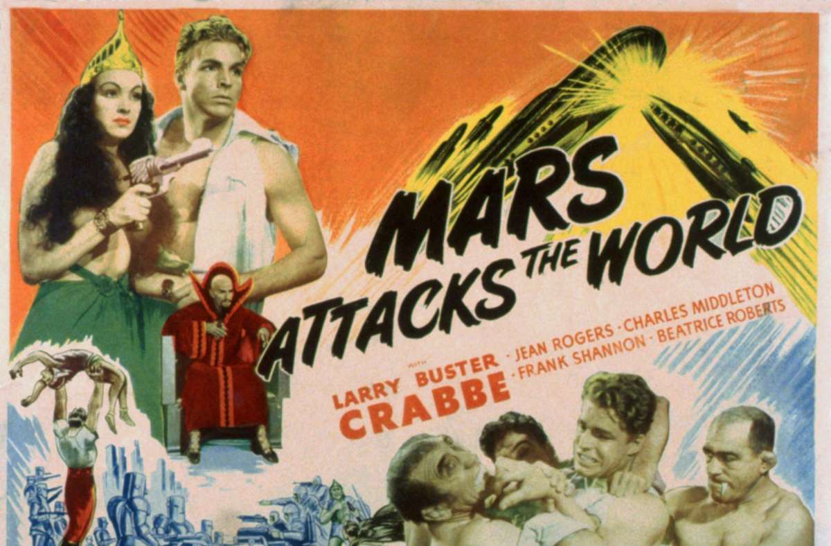 Im Kino ging es früh krachledern zu. „Mars attacks the World“ von 1938 mit Ex-Tarzan-Darsteller Buster Crabbe war nicht einmal ein echter Spielfilm - sondern ein Zsuammenschnitt der im Vorprogramm sehr erfolgreichen Fortsetzungsserie „Flash Gordon’’s Trip to Mars“. Aber der Schnellschuss kam ins Kino, direkt nachdem Orson Welles’ Hörspiel „Krieg der Welten“ die Leute fasziniert hatte - und kassierte gut ab.