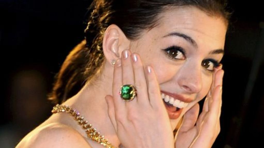  Sie moderierte die Oscars und war selbst für einen nominiert - Anne Hathaway ist längst in der ersten Riege Hollywoods angekommen. Und auch privat läuft es bestens. 