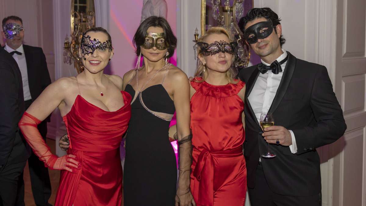 Maskenball auf Schloss Solitude: So glamourös  und sexy feiert man in Stuttgart