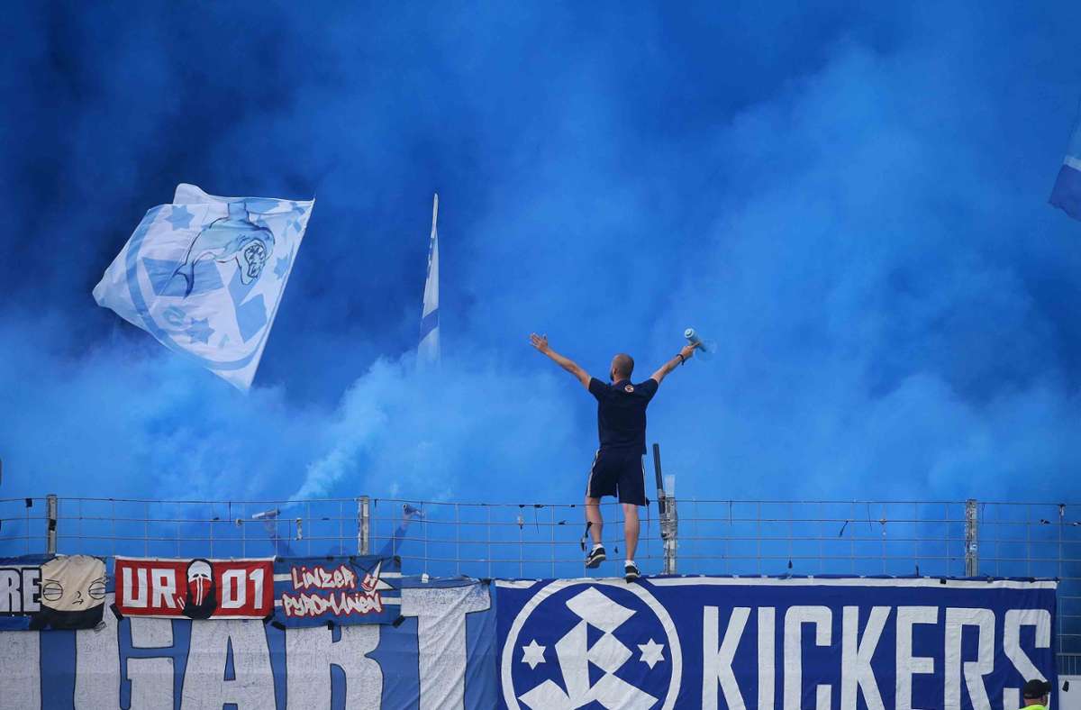 Am 21. Mai 2022 sorgten die Kickers-Fans im Endspiel gegen den SSV Ulm 1846 für eine besondere Stimmung im Gazi-Stadion.