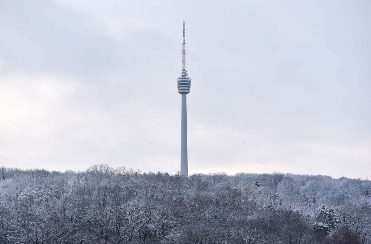 Der Stuttgarter Fernsehturm ist 217 Meter hoch.