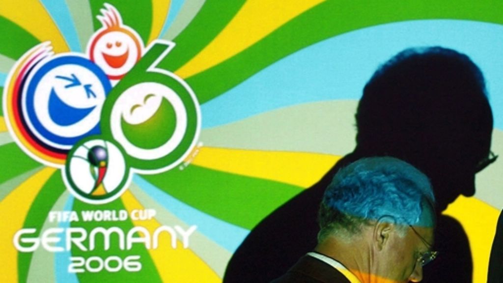 Vergabe der Fußball-WM um 2006: DFB geht gegen Beckenbauer  vor