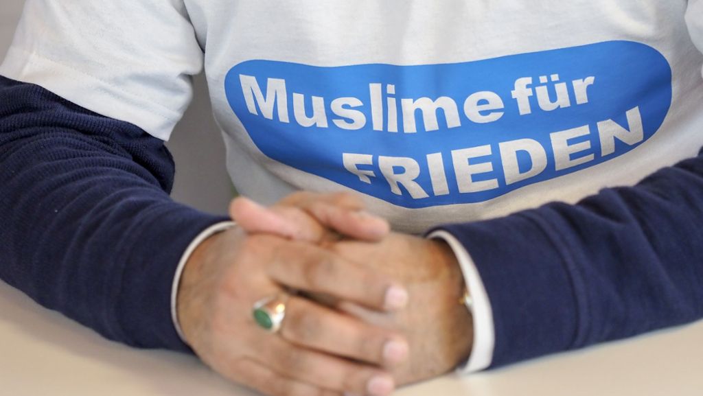  Die islamische Reformbewegung Ahmadiyya Muslim Jamaat will mit einer Info-Kampagne unter dem Motto „Wir sind alle Deutschland“ im Rems-Murr-Kreis Vorurteile abbauen und Verständigung fördern. 