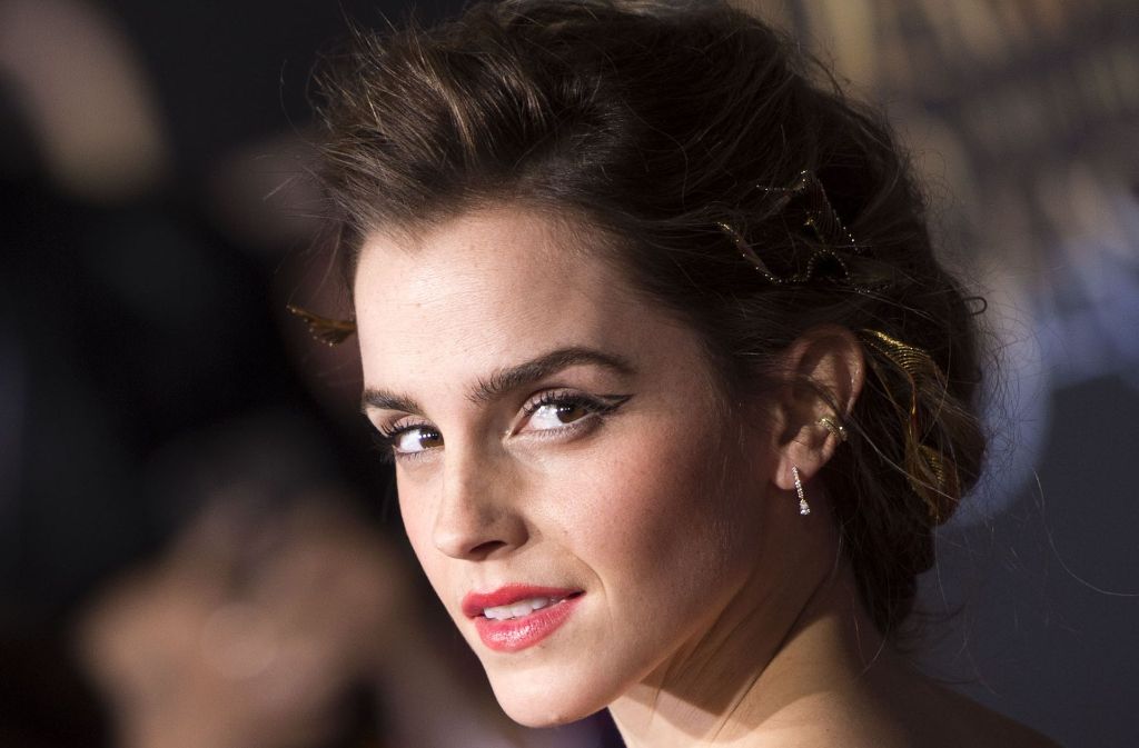Emma Watson, die Hauptdarstellerin der neuen Disney Verfilmung des Klassikers „Die Schöne und das Biest“, zieht alle Blicke auf sich.