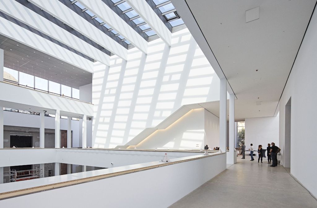 Das lichtdurchflutete Atrium der neuen Mannheimer Kunsthalle Foto: Kunsthalle