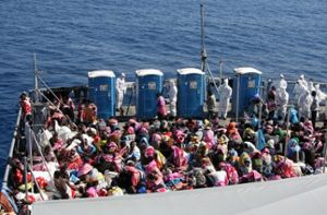 Nato schickt sofort Schiffe in die Ägäis