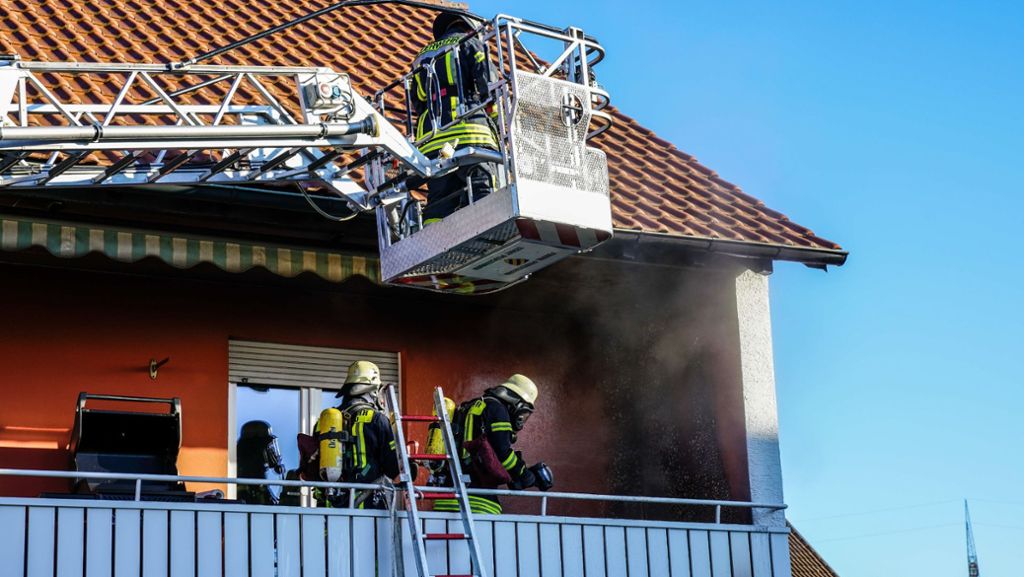 Feuerwehreinsatz in Deizisau: Wintergrillen löst Brand aus