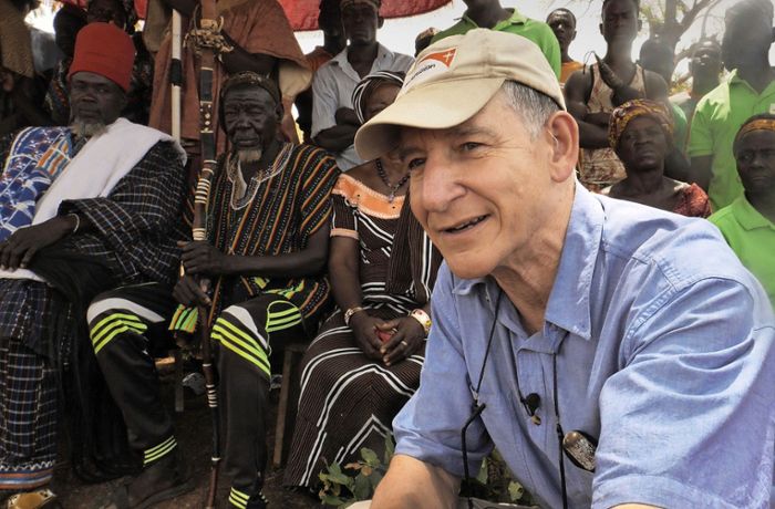Schlöndorffs erster Dokumentarfilm: Hoffnung für Afrika
