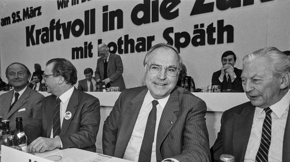 Hans Filbinger, Lothar Späth, Helmut Kohl und Kurt Georg Kiesinger (von links) beim CDU-Landesparteitag 1984 in Stuttgart.