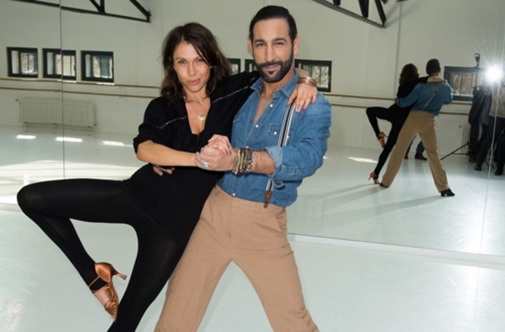 Jana Pallaske tanz zusammen mit Massimo Sinató.