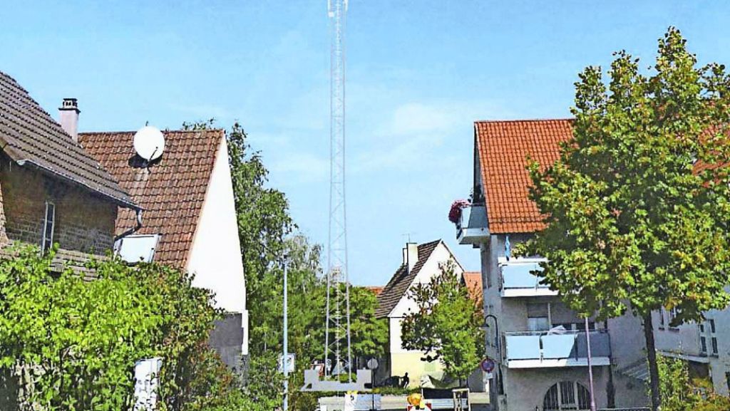 Mobilfunk in Hemmingen: Ein hochhaushoher Gittermast für Handynutzer