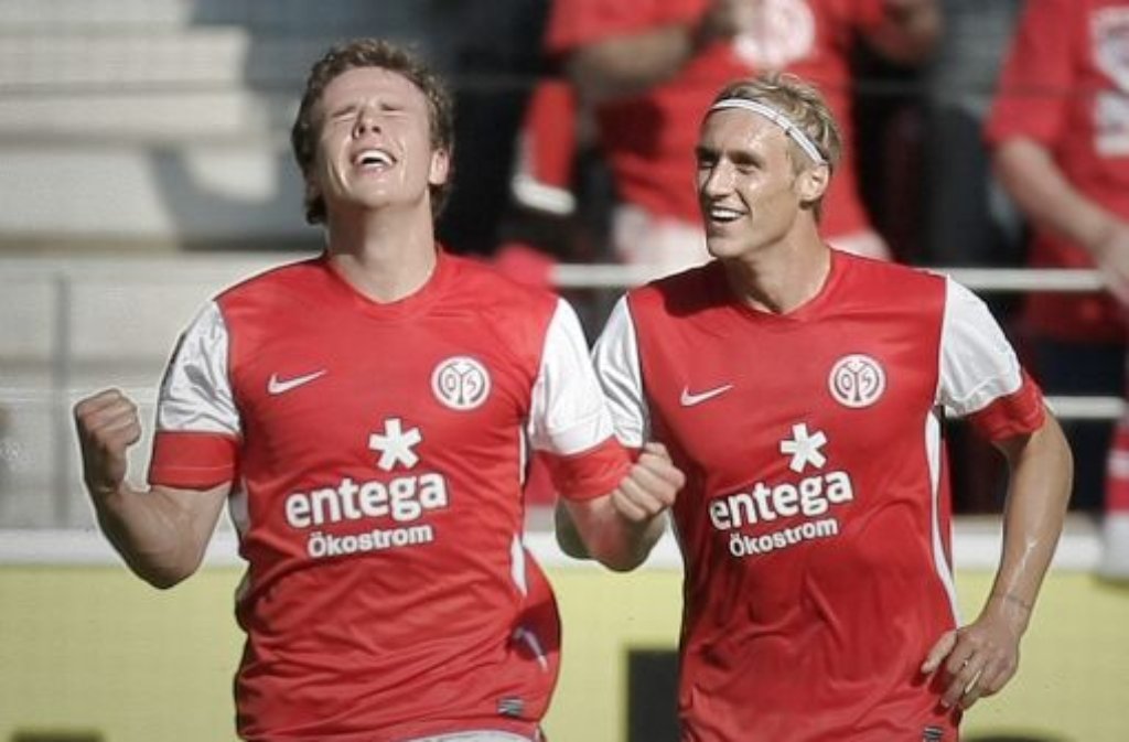 Von der einen Karnevalshochburg in die andere: Marcel Risse (rechts) verlässt den FSV Mainz 05 und spielt künftig in der zweiten Liga für den 1. FC Köln. Der 23-jährige Außenbahnspieler kostet 700.000 Euro Ablöse.