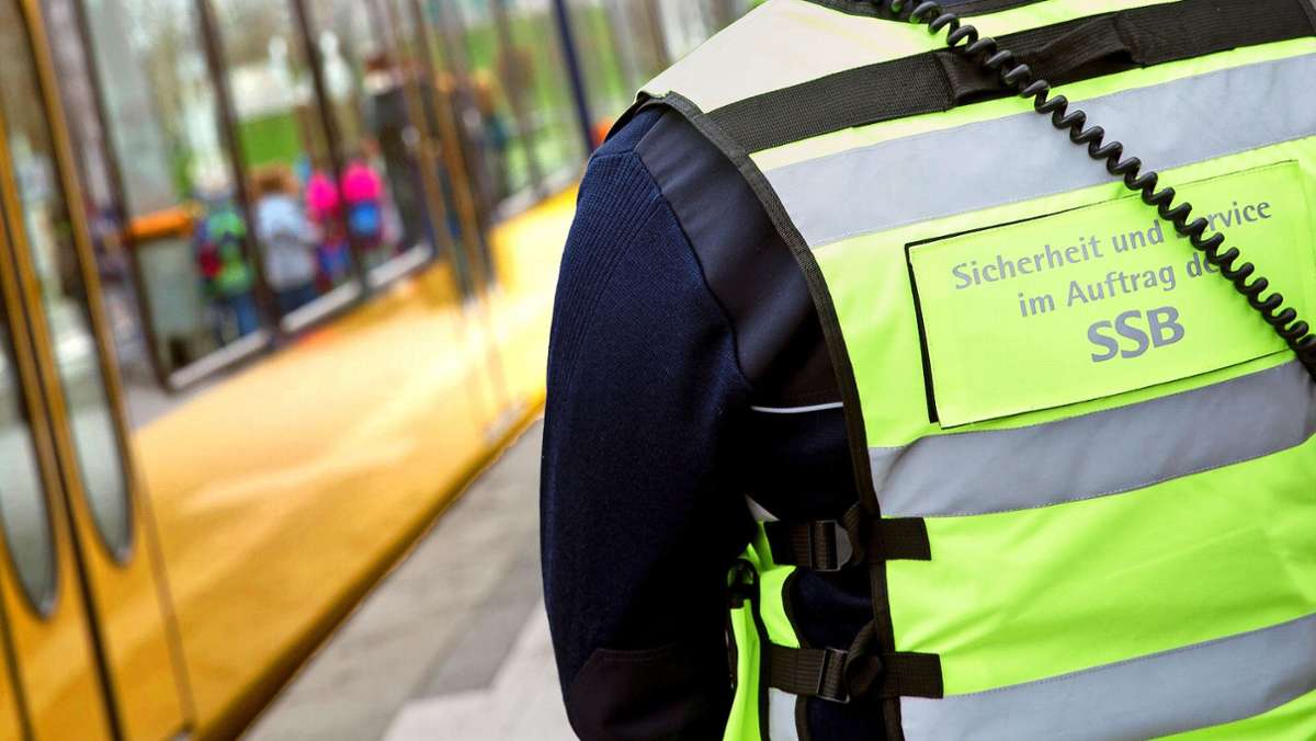 Aggressiver Fahrgast in Stuttgart: SSB-Wachmann soll Hilfe verweigert haben