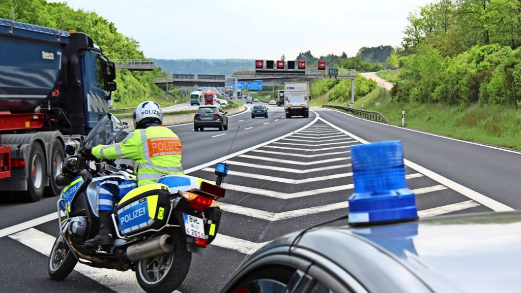Verkehrskontrolle auf der Autobahn: Schwarzer Tag für Drängler