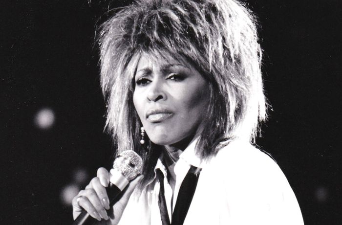 „Bühnengöttin“ – Fans trauern im Netz um Tina Turner