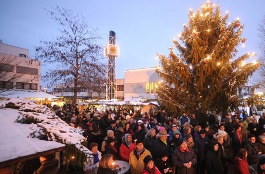 Kunsthandwerk, Bühne mit Musik und Gaumenfreuden – da kann auch der Freiberger Weihnachtsmarkt am 9. und 10. Dezember mithalten.