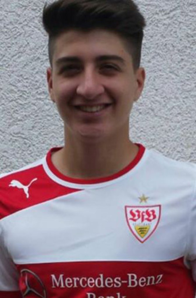 Georgios Spanoudakis zeigt sich auf Facebook schon im VfB-Trikot.