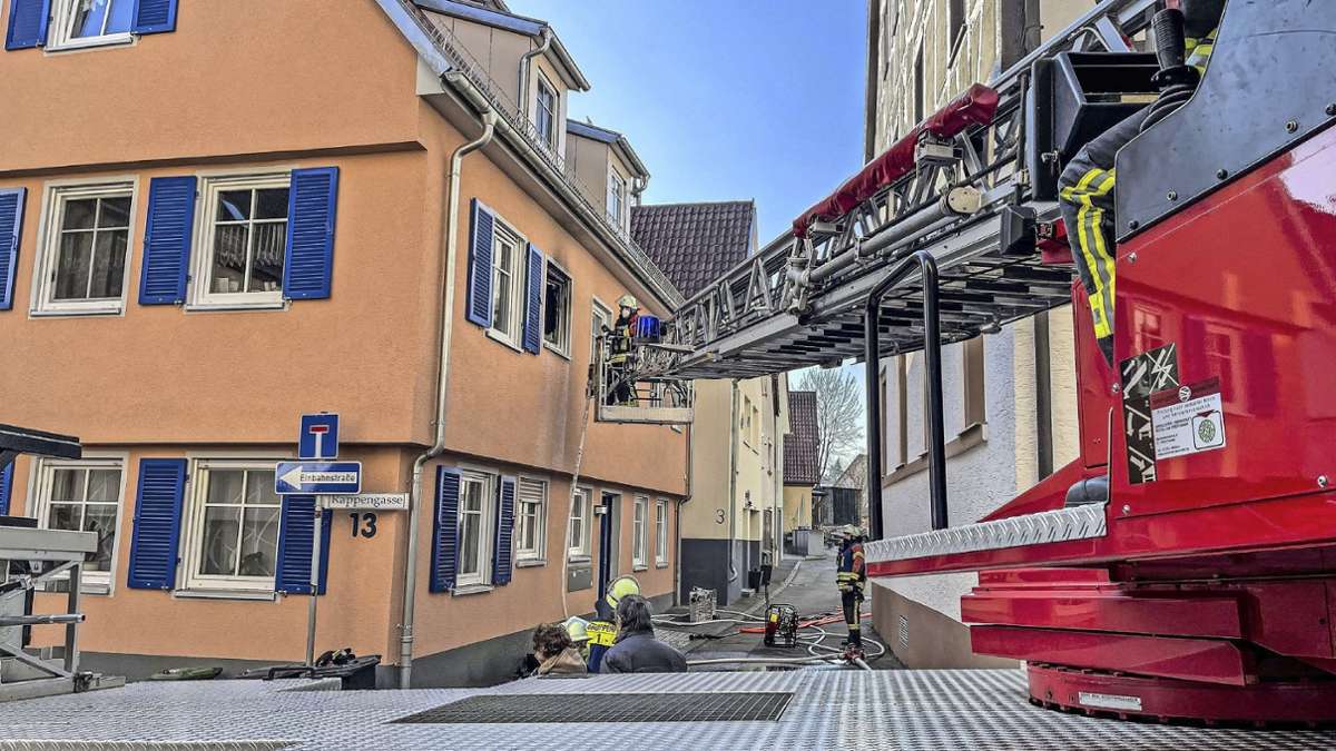 Feuerwehreinsatz in Weil der Stadt: Eine Verletzte nach Küchenbrand
