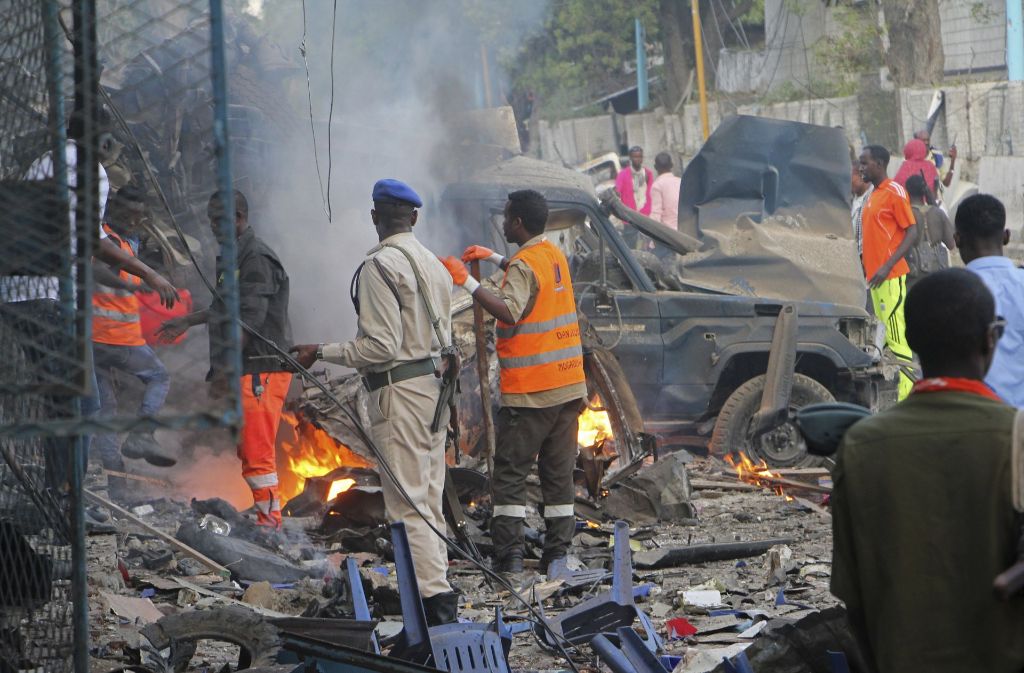 In Mogadischu kam es zu schweren Explosionen. Foto: AP