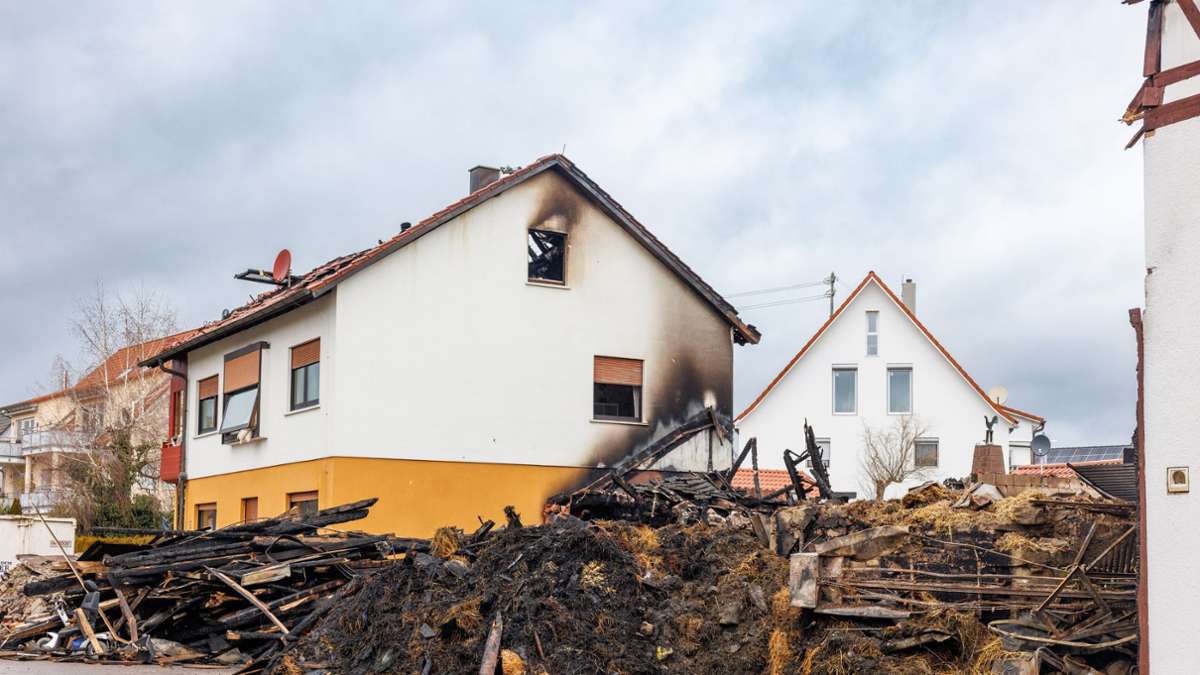 Suche nach Brandursache läuft: Wie entstand der Großbrand von Gültstein?