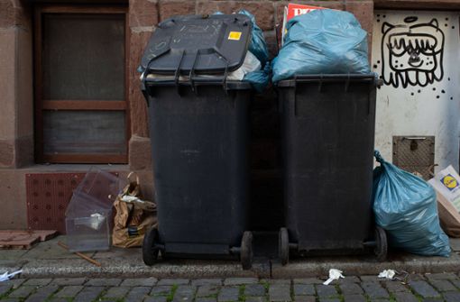 Auf die Müllabfuhr müssen  wegen des Streiks viele Haushalte warten. Foto: imago images/Lichtgut/Leif-Hendrik Piechowski via www.imago-images.de