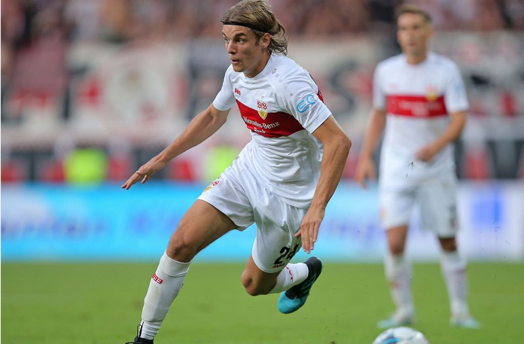 Der VfB-Linksverteidiger Borna Sosa liefert sich mit seinem Konkurrenten Emiliano Insua ein enges Rennen um den Stammplatz auf dieser Position.