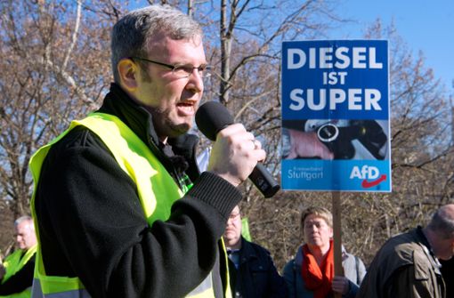 Gewerkschaftschef Oliver Hilburger 2019 bei einer Demo gegen das Diesel-Fahrverbot in Stuttgart (Archivbild) Foto: Oliver Willikonsky/Lichtgut
