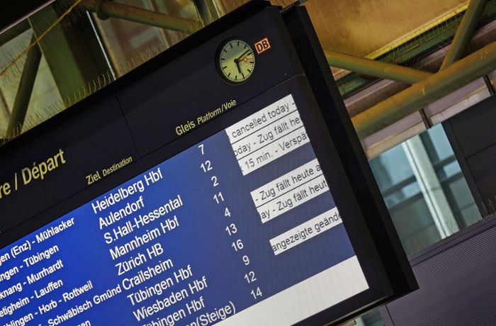 Störungen am Hauptbahnhof Stuttgart: Bahnfahrer müssen bis Donnerstag mit Problemen rechnen
