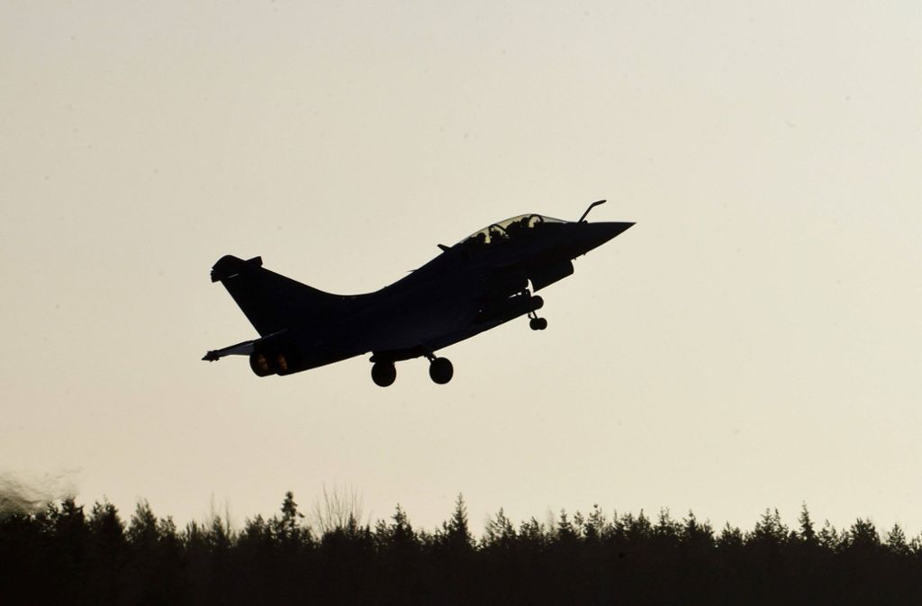 Der Absturz des US-Kampfjets ist durch einen technischen Defekt bei schlechtem Wetter verursacht worden (Symbolbild). Foto: imago images/Lehtikuva/Markku Ulander via www.imago-images.de