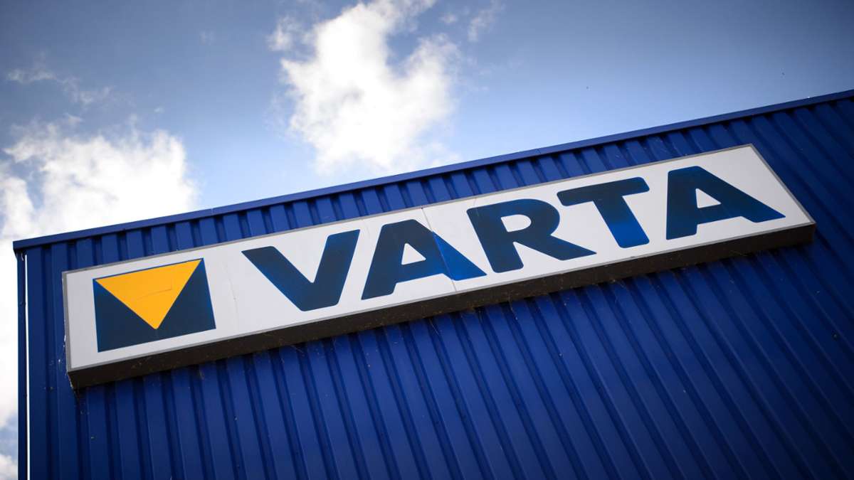 Batteriehersteller aus Ellwangen: Krise bei Varta verschärft sich –  Aktie stürzt ab