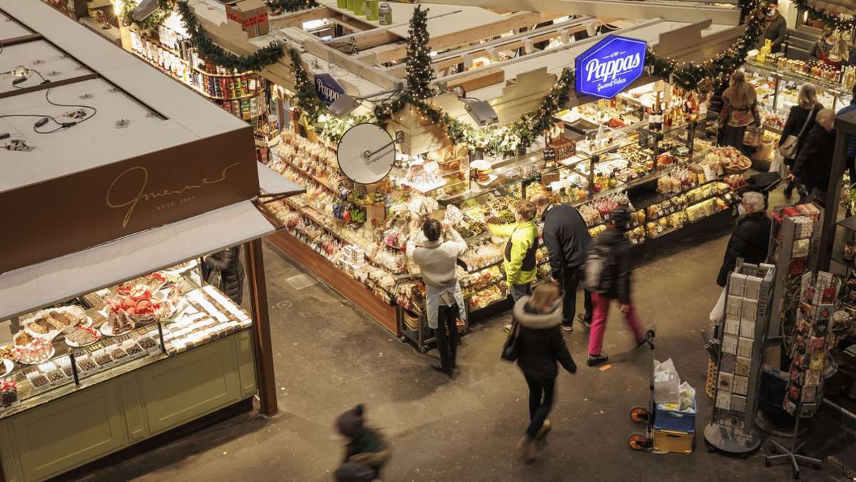  Komplizierte Corona-Regeln und Mangel an Touristen: Die Stimmung in der Markthalle in Stuttgart ist angespannt. Die Händler lassen sich davon aber nicht die Laune verderben. 