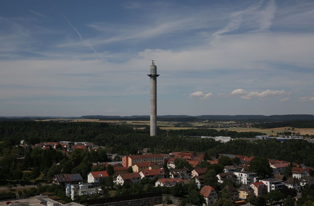 Eines der lange umstrittenen Projekte in der Stadt war der Aufzugtestturm, der nun gebaut wurde und inzwischen viele Touristen nach Rottweil bringt
