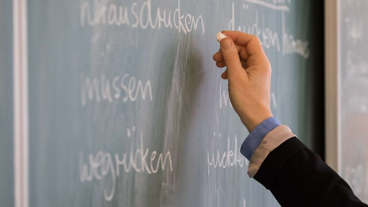 Schulen in Baden-Württemberg: FDP fordert mehr Hilfe für schwangere Lehrerinnen