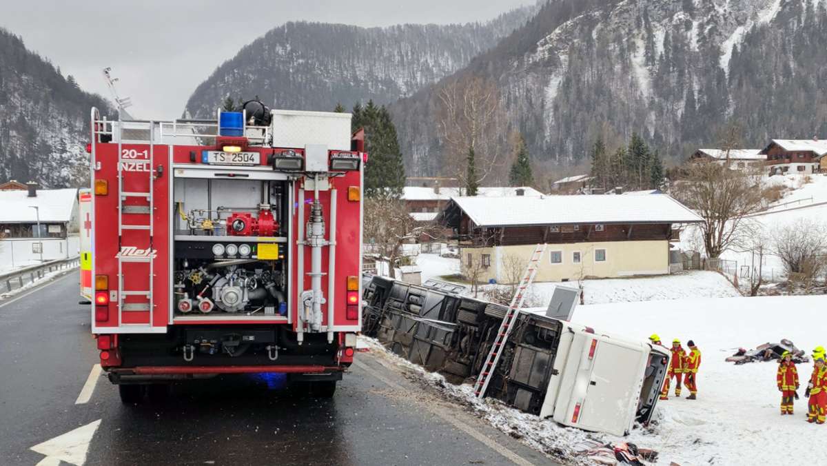 Inzell: Dutzende Verletzte bei Unfall mit Reisebus in Oberbayern