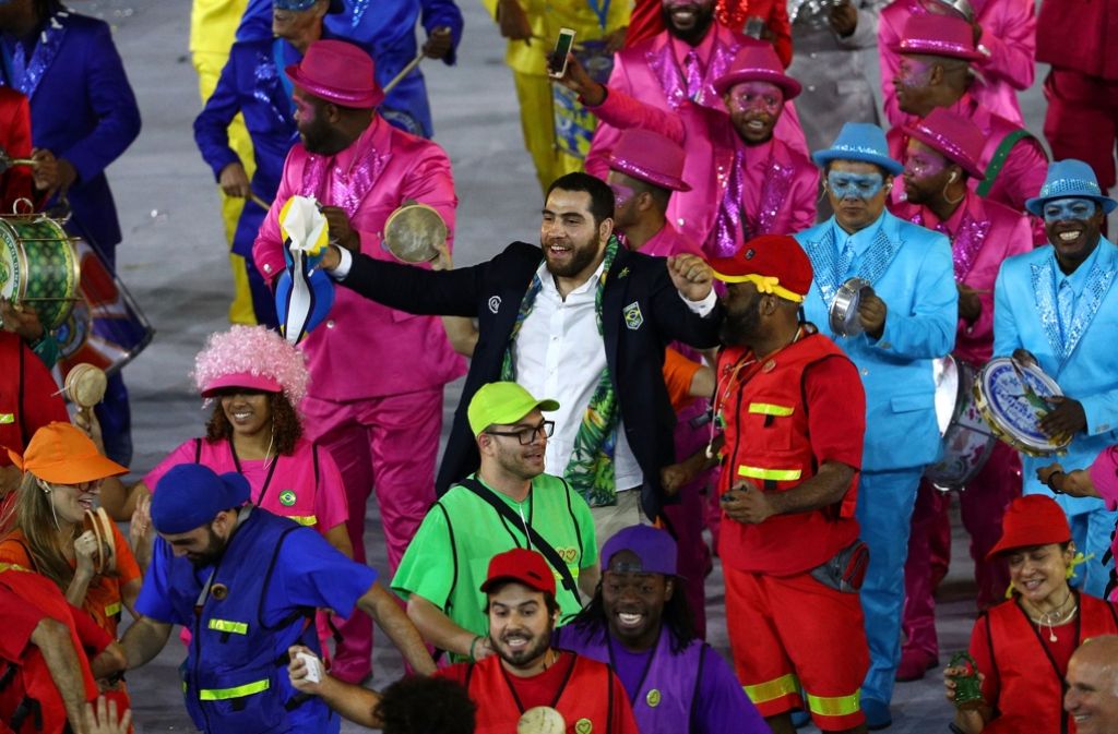 ....präsentiert sich Brasilien bei der Eröffnungsfeier zu den Olympischen Spielen.