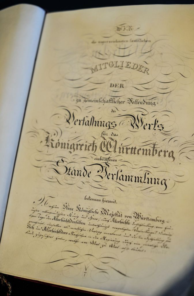 In der Verfassung des Königreichs Württemberg aus dem Jahr 1819 wurde die Macht des Königs festgeschrieben.